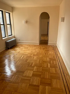 Rented by SUN WOOD REAL ESTATE | media 9