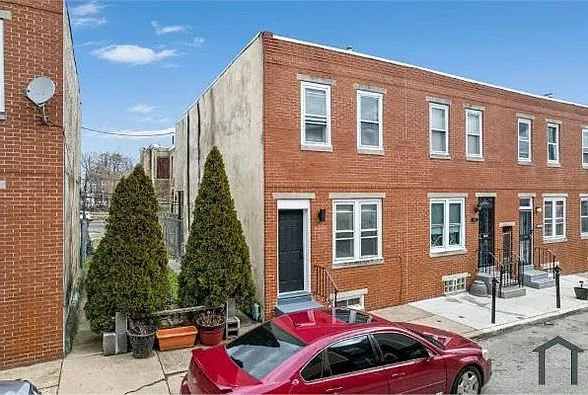 2 bed, 860 sqft, $1,350 — Photo 3