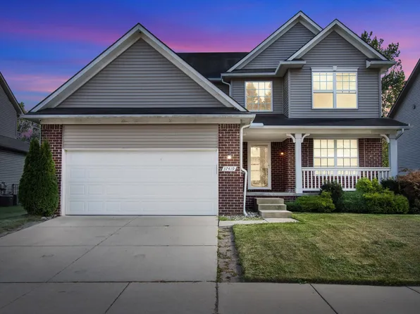 37419 Theresa Ln, New Boston, MI 48164