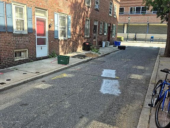 3rd image of 129 N Mole St