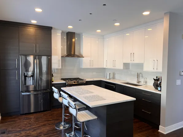 1780 Kelberg Ave #1780, Hoffman Estates, IL 60192