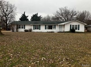 1301 N Douglass St, Malden, MO 63863