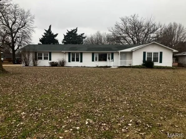 1301 N Douglass St, Malden, MO 63863