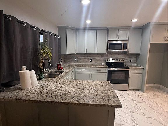 2nd image of 14523 Leacrest Dr