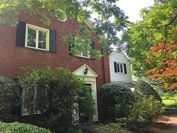 Colonial Brick home !