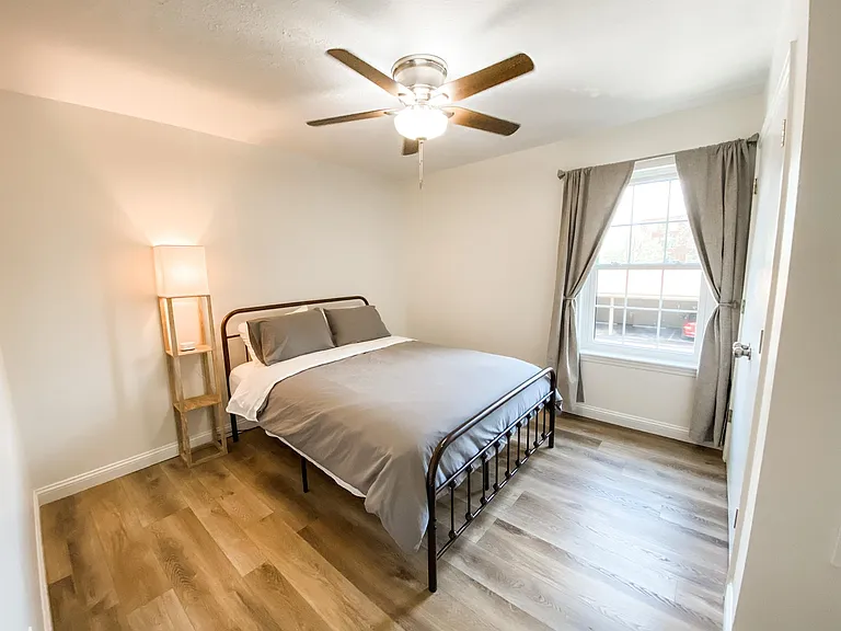 9806 Whipps Mill Rd #4 — Photo 8