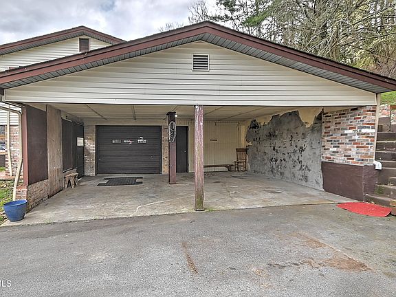 3rd image of 169 Denton Ln