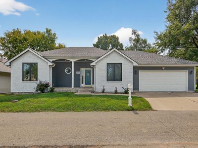 3724 SW Brook Lawn Cir, Topeka, KS, 66610