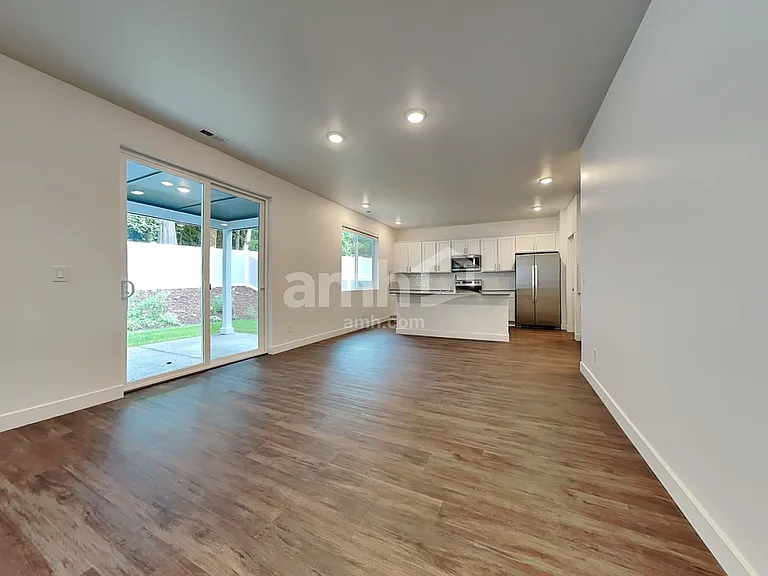 8043 Dagney St — Photo 5