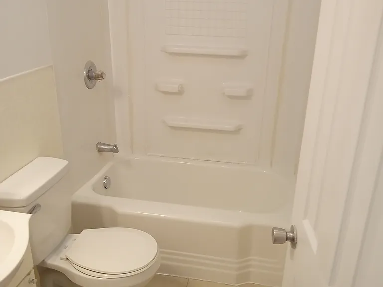 2716 Carson Ave — Photo 9