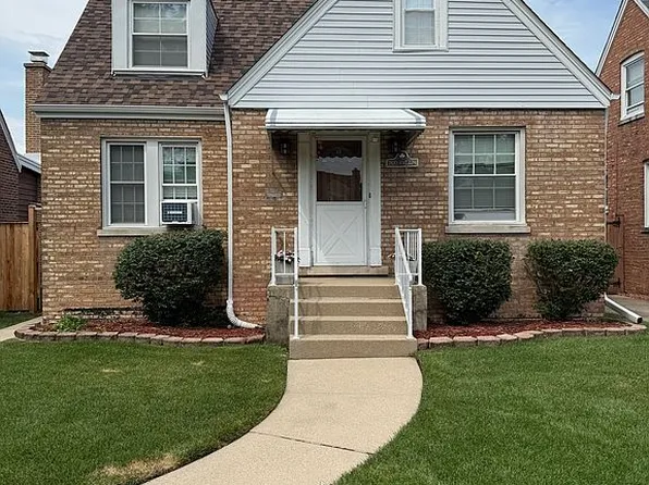 7820 W Catalpa Ave, Chicago, IL 60656