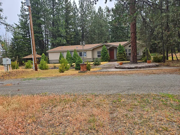 4161 W Foothill Dr #A-C — Photo 2