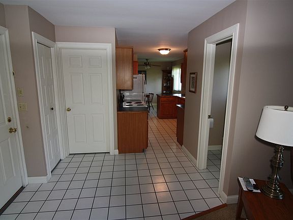 5th image of 4432 Jasmine Dr