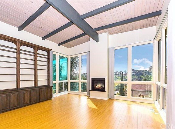 3rd image of 1538 Marion Dr