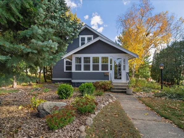 2316 Franklin St, Cedar Falls, IA 50613