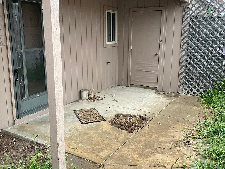 1107 Wright Ave #A — Photo 3