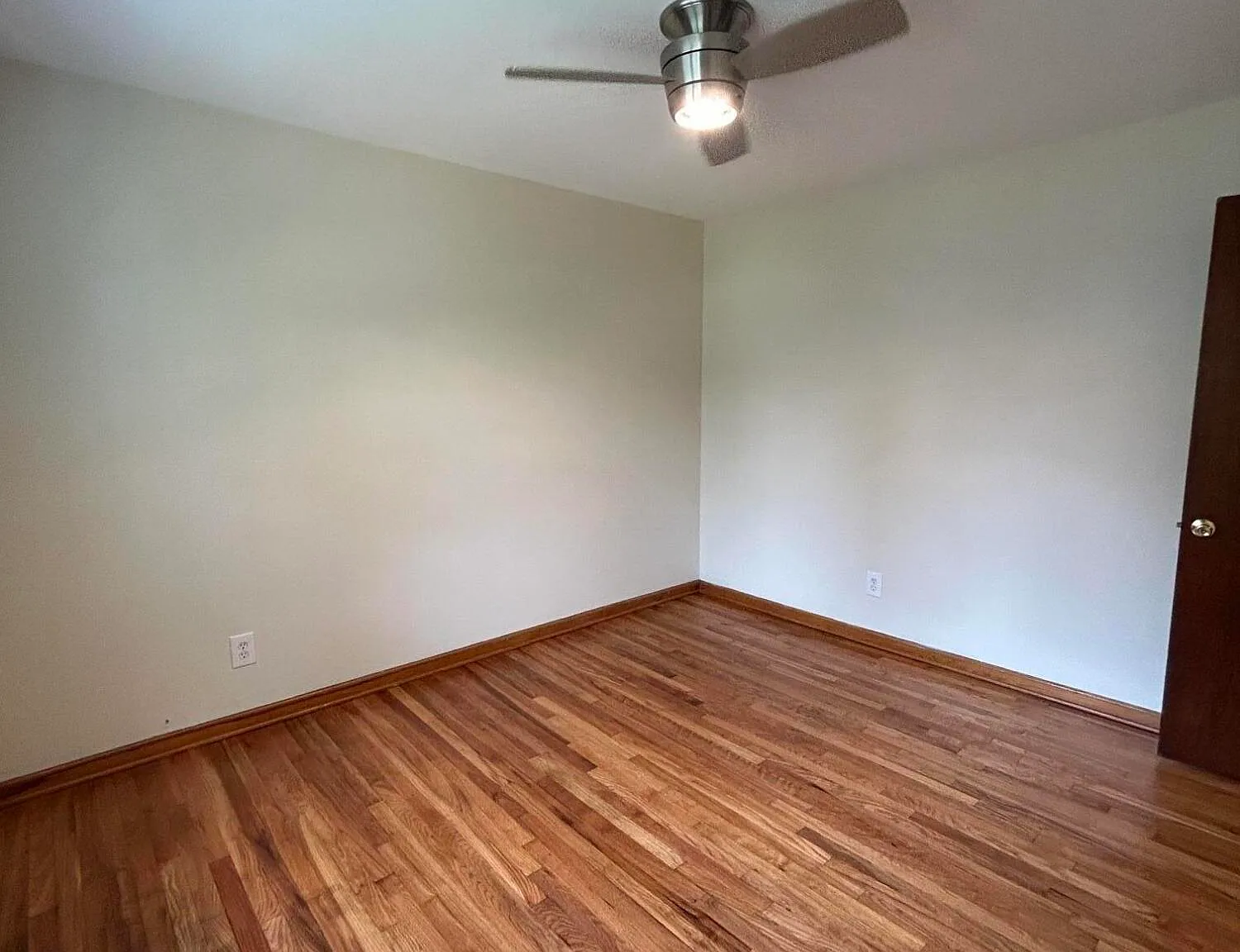 1 bed, 2712 sqft, $1,995 — Photo 3