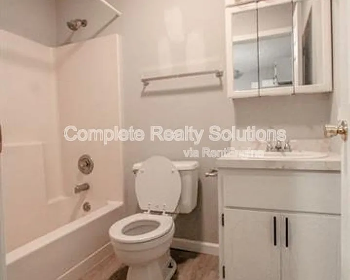790 Country Aire Ct #205 — Photo 8