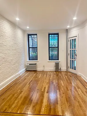 Rented by Compass | media 8