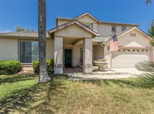 225 W Lindquist St, Kingsburg, CA 93631
