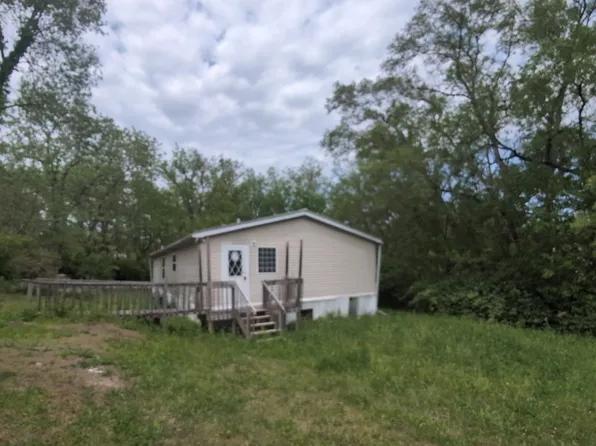 106 W Morton St, Lucas, IA 50151