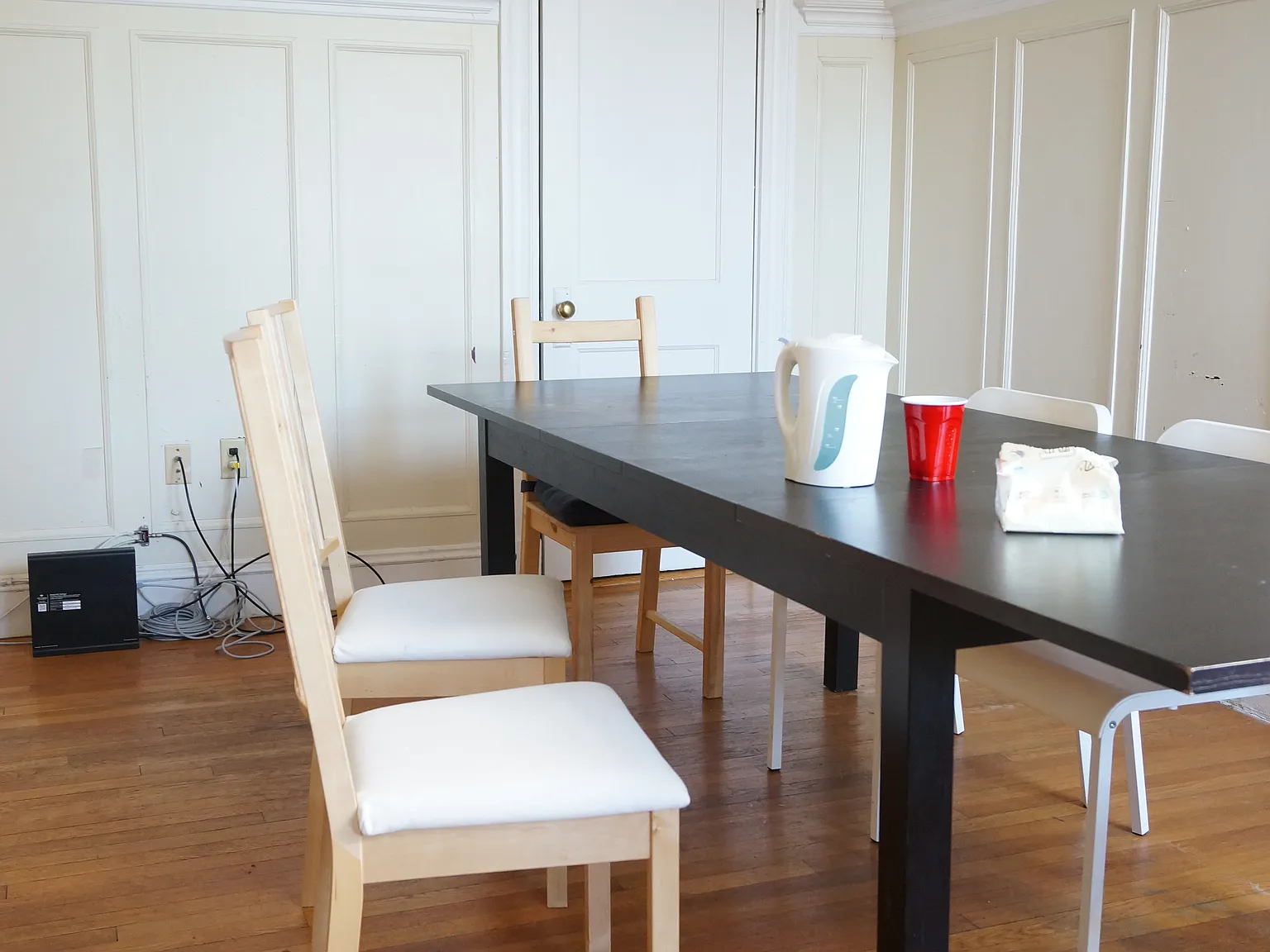 2 bed, 1000 sqft, $3,225 — Photo 4