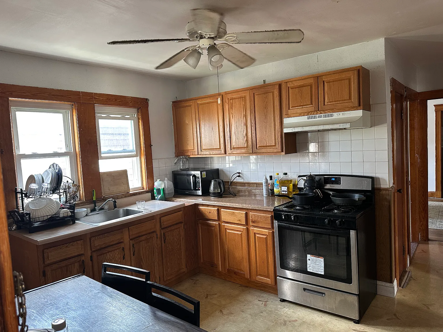 3 bed, 1020 sqft, $950 — Photo 3