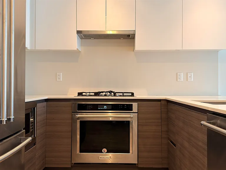 4468 Dawson St #305 — Photo 8