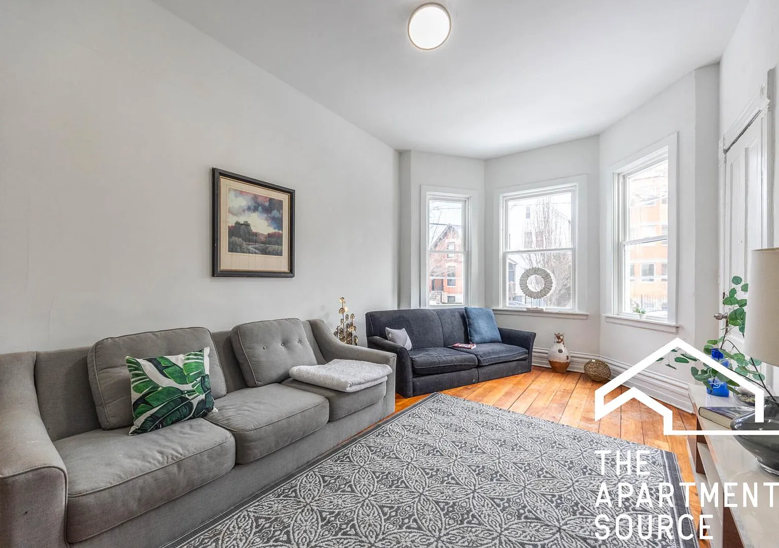 2 bed, 1000 sqft, $2,295 — Photo 2