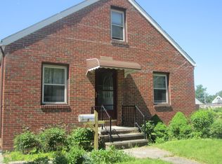 1534 Robindale St, Wickliffe, OH 44092