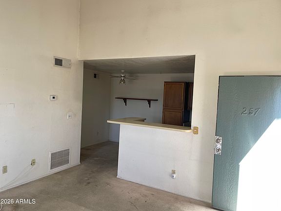 4th image of 623 W GUADALUPE Road #257