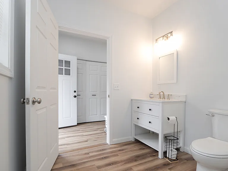 177 Thompson St — Photo 27