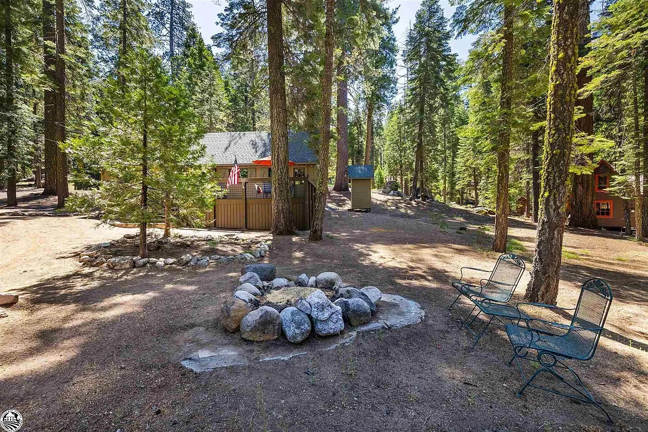 188 Sugarpine photo 1