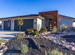 3158 E Fuchsia Dr, Saint George, UT 84790