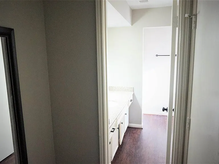 2727 Tinechester Dr — Photo 19