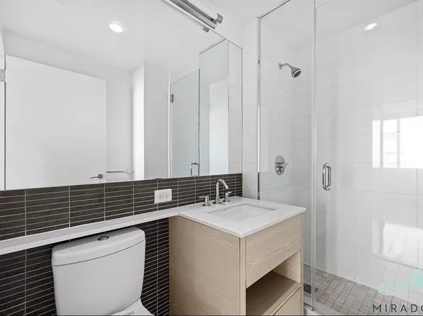 80 Dekalb Avenue image 10 of 24