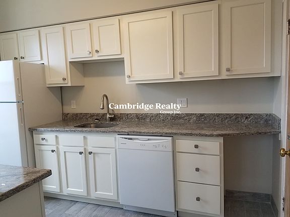 2nd image of 8 Farrington Ave #3T