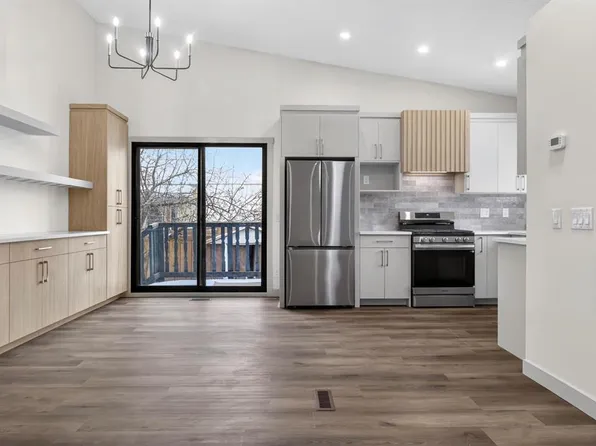 219 S Templeview Pl NE, Calgary, AB T1Y 3S3