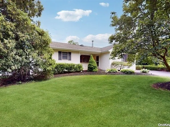 183 Beaver Dam Road, Brookhaven, NY 11719