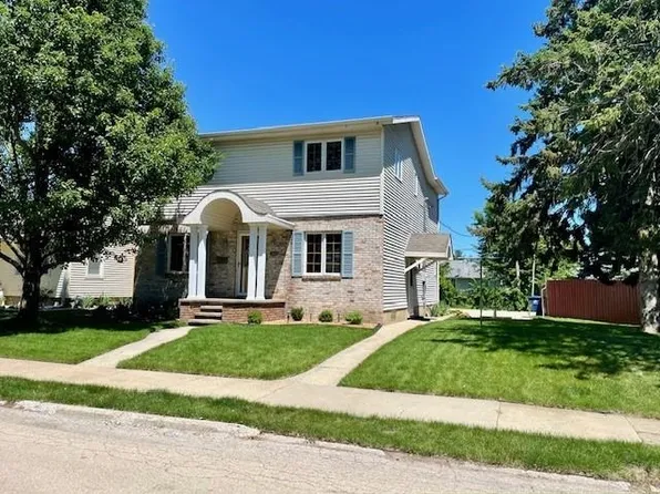 1606 Prospect Ave, La Salle, IL 61301