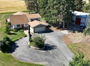 36562 E Range Road 284, Red Deer County, AB T4E 2A1