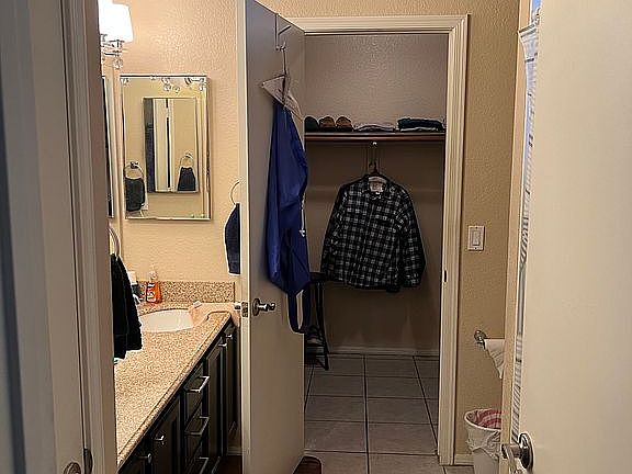 4th image of 3901 W Saragosa St