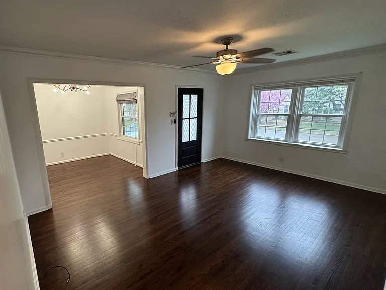 1322 S Atlanta Ave — Photo 2