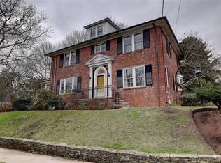 18 Stadium Rd, Providence, RI 02906