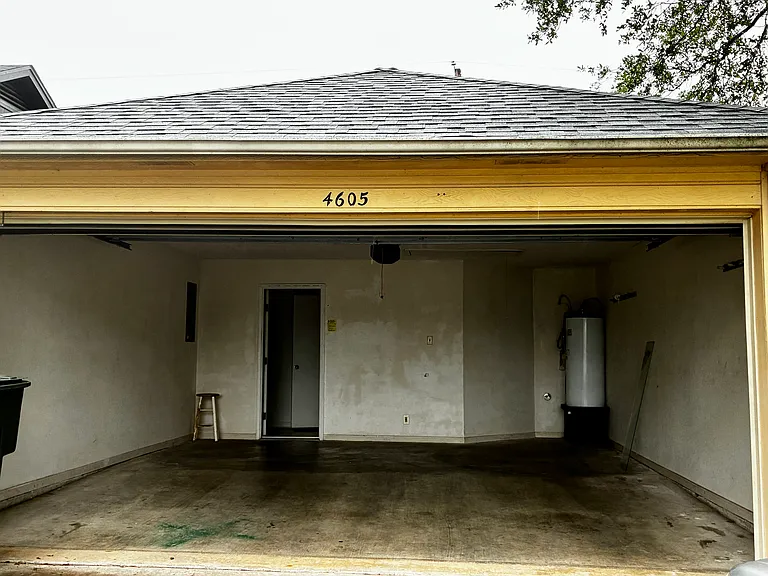 4605 High Pointe Dr — Photo 17