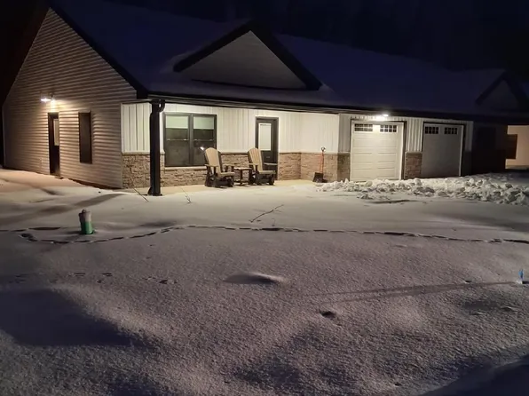 905 W Broadway St, Loogootee, IN 47553