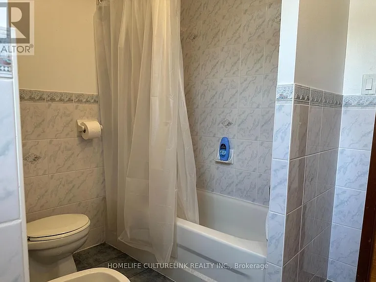 784 Adelaide St W #2 — Photo 9