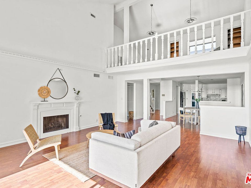 1st image of 18324 Clark St Unit 316
