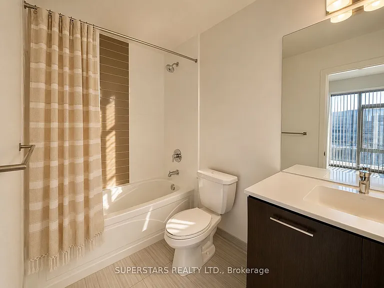 435 Richmond St W #311 — Photo 8