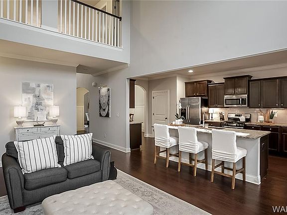 2nd image of 9425 Crete Cir
